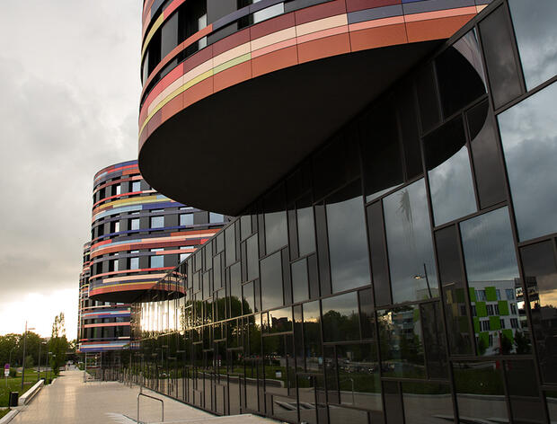 Straßenseitige Fassade aus Blickrichtung Osten