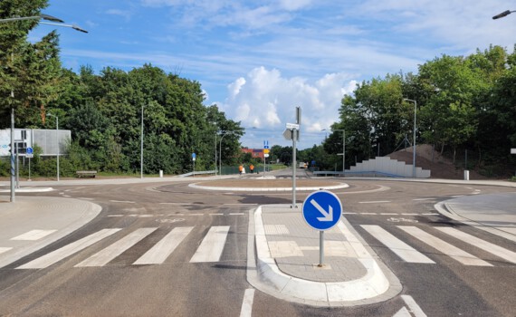 Verkehrsfreigabe Kreisverkehr Maschen -